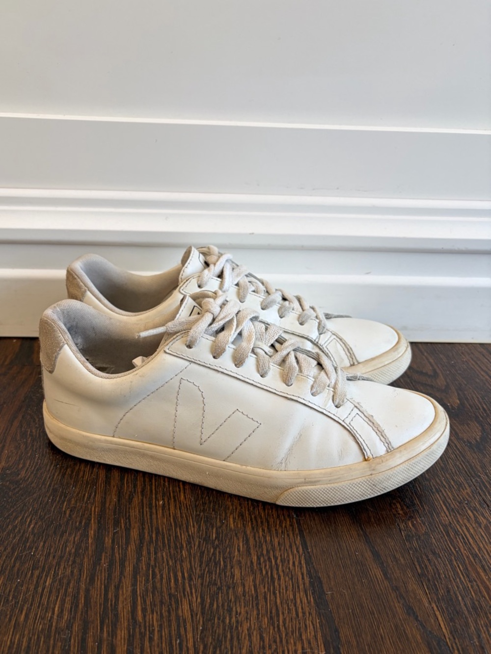 Veja Esplar Leather White Sneaker, Sz 37 (US 6) - Picture 1 of 13
